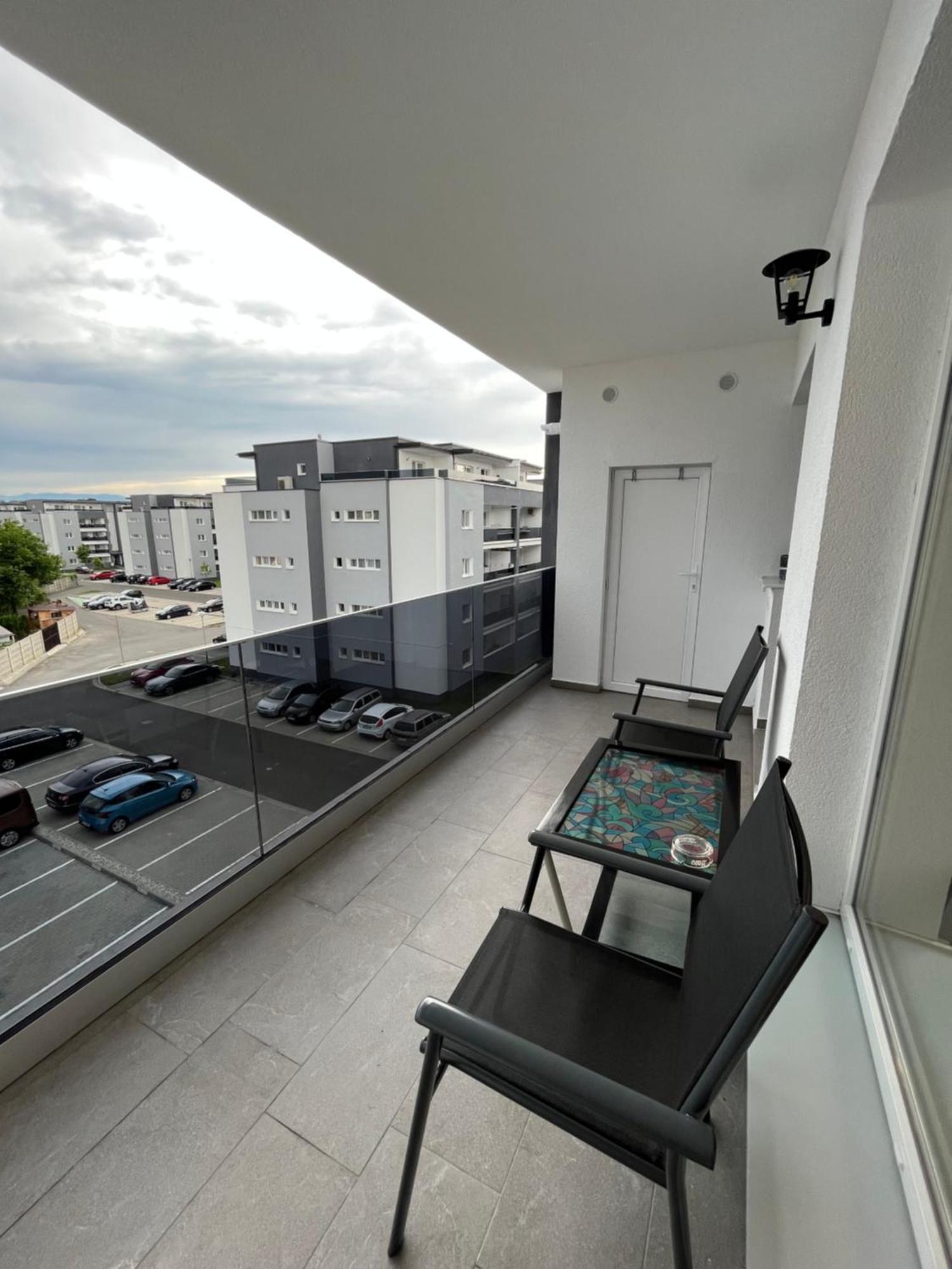 Azzurro Apartment Sibiu Eksteriør billede